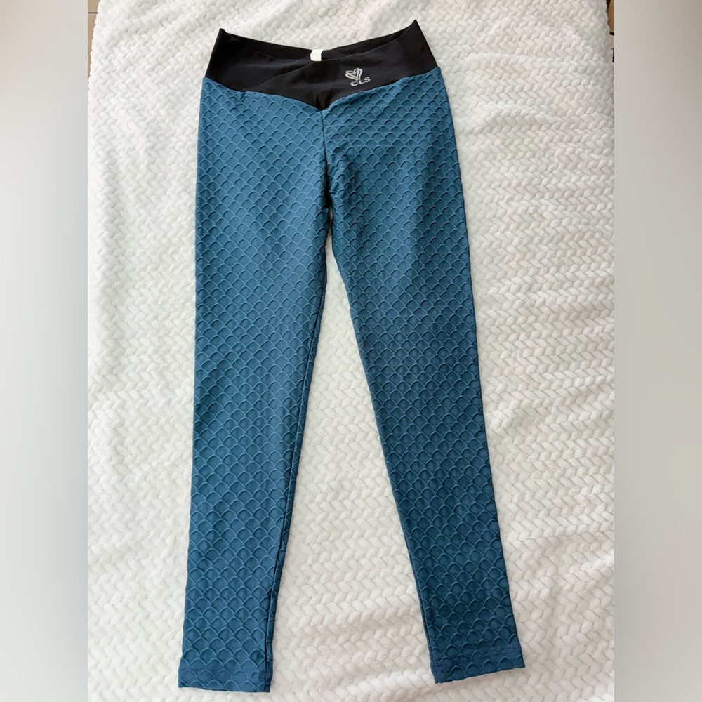 Textured Teal Leggings with Black Waistband